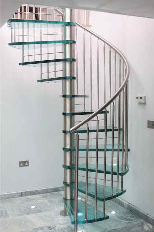 Glass-Tread-Spiral-Stair-Suffolk