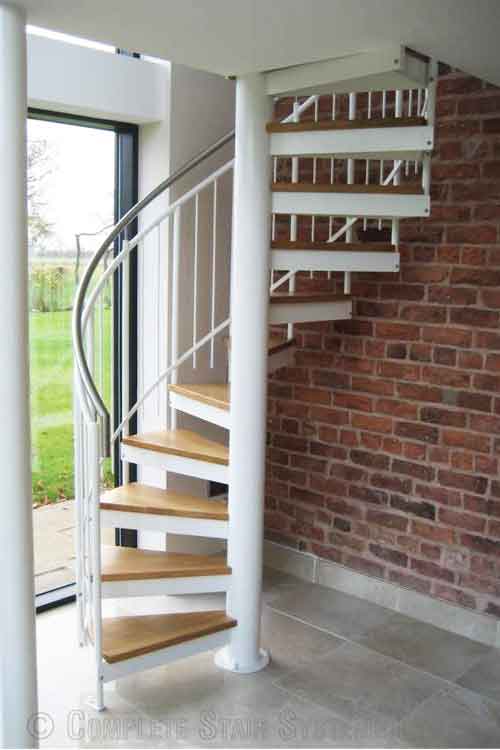 Oak-Spiral-Staircase-Chester