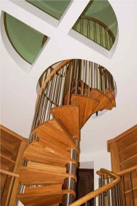 Oak-Spiral-Staircase-East-Sussex