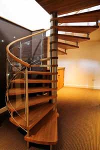 Oak-Spiral-Staircases