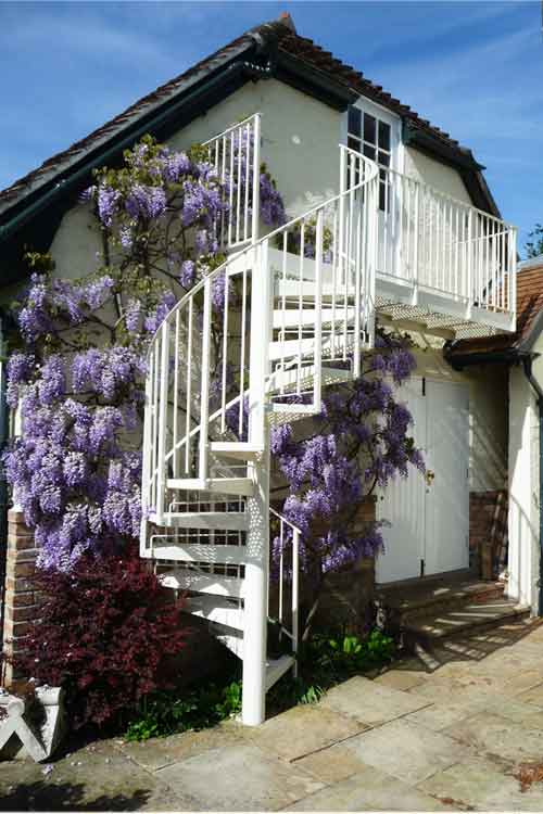 Steel-Spiral-Stair---Wimborne