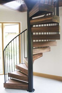 Walnut-Spiral-Staircase-Chichester